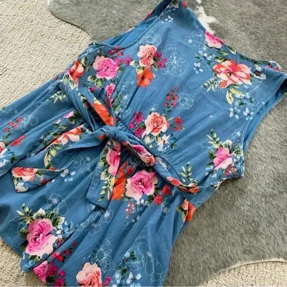 Torrid Floral Button Up Tie Waist Blouse - Picture 7 of 11